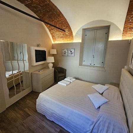 Apartmán Bilocale In Centro Storico! Alba  Exteriér fotografie