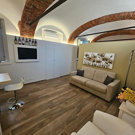 Apartmán Bilocale In Centro Storico! Alba  Exteriér fotografie