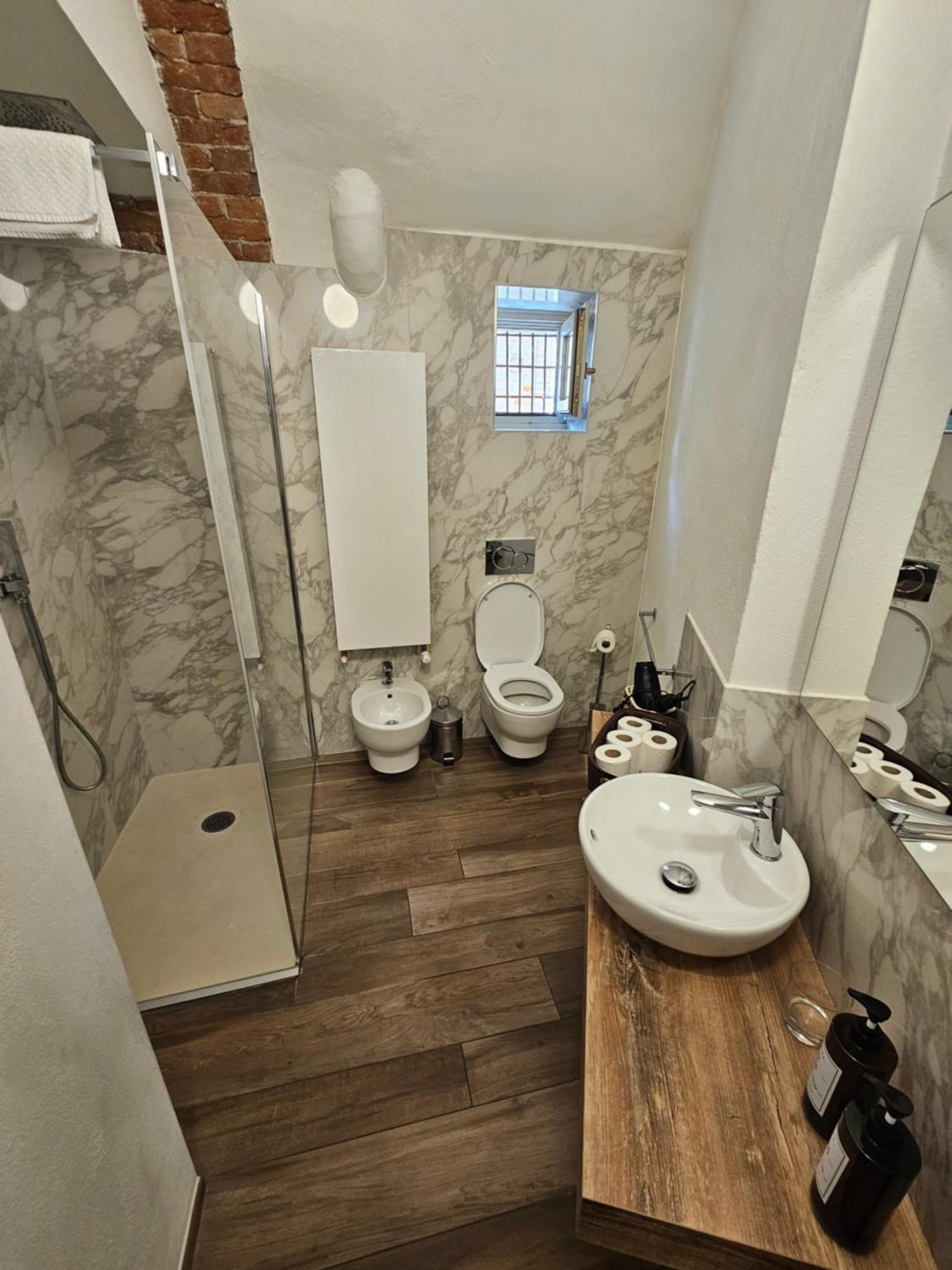 Apartmán Bilocale In Centro Storico! Alba  Exteriér fotografie